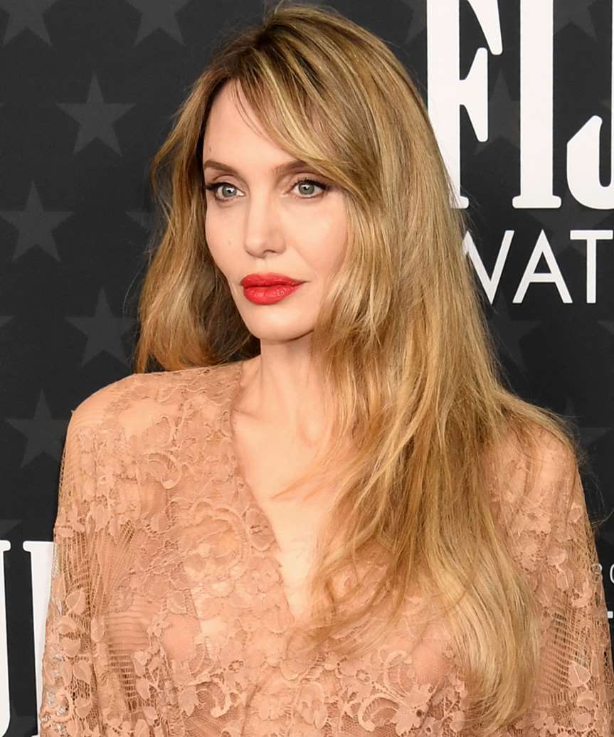 Angelina Jolie Blonde Hairstyle - side view