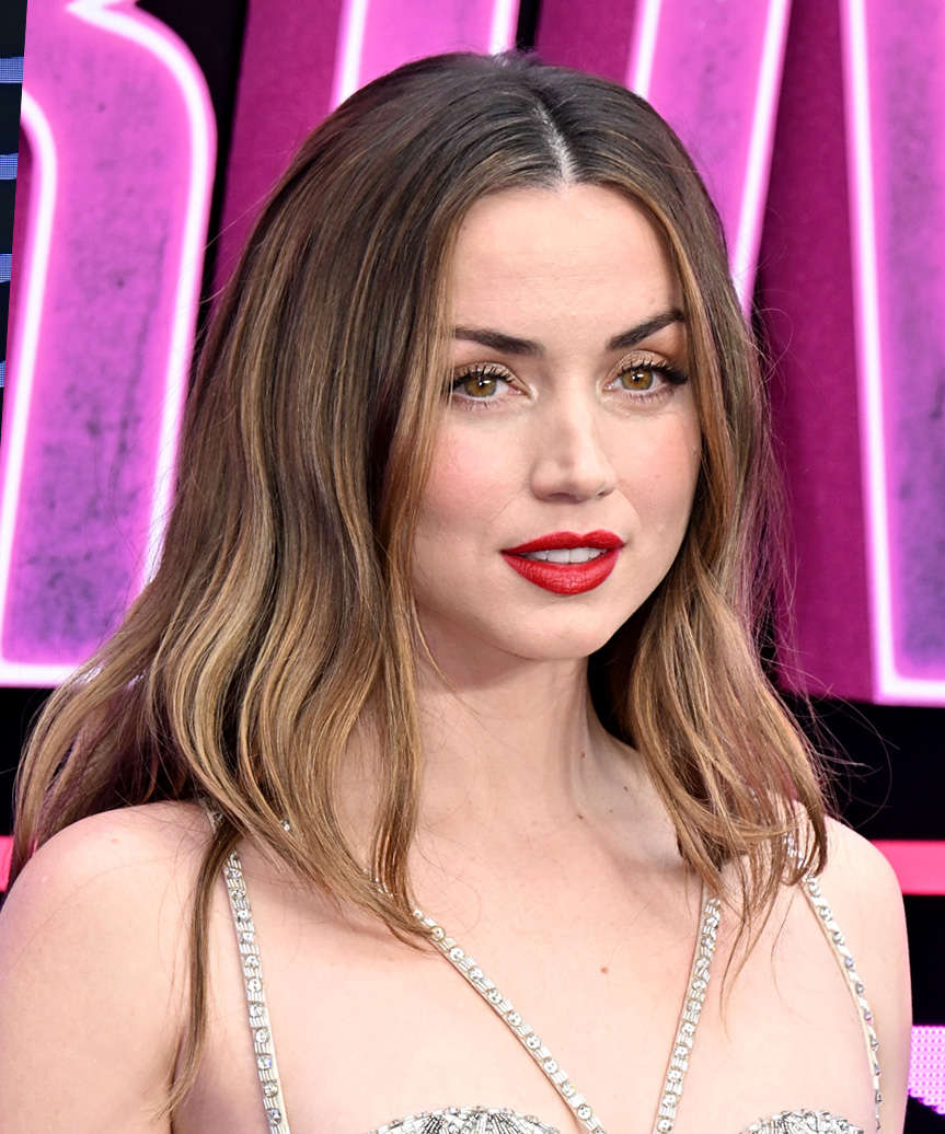 Ana De Armas Medium-Length Hairstyle With Highlights - side view