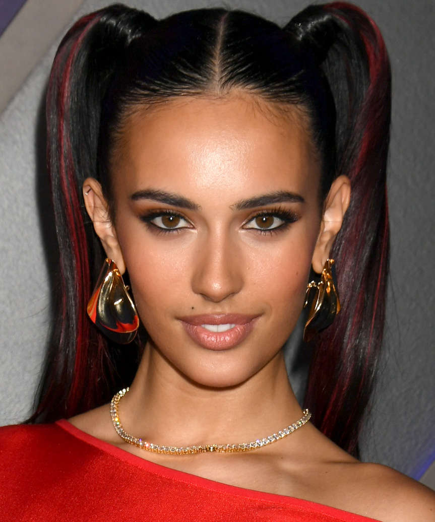 Kylie Cantrall Hairstyle With Pigtails - side view