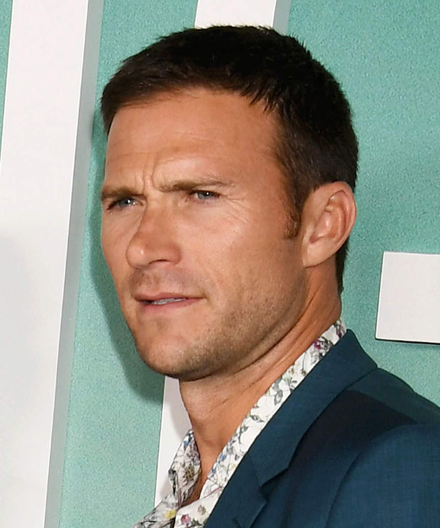 Scott Eastwood Short Low‑Maintenance Hairstyle - side view