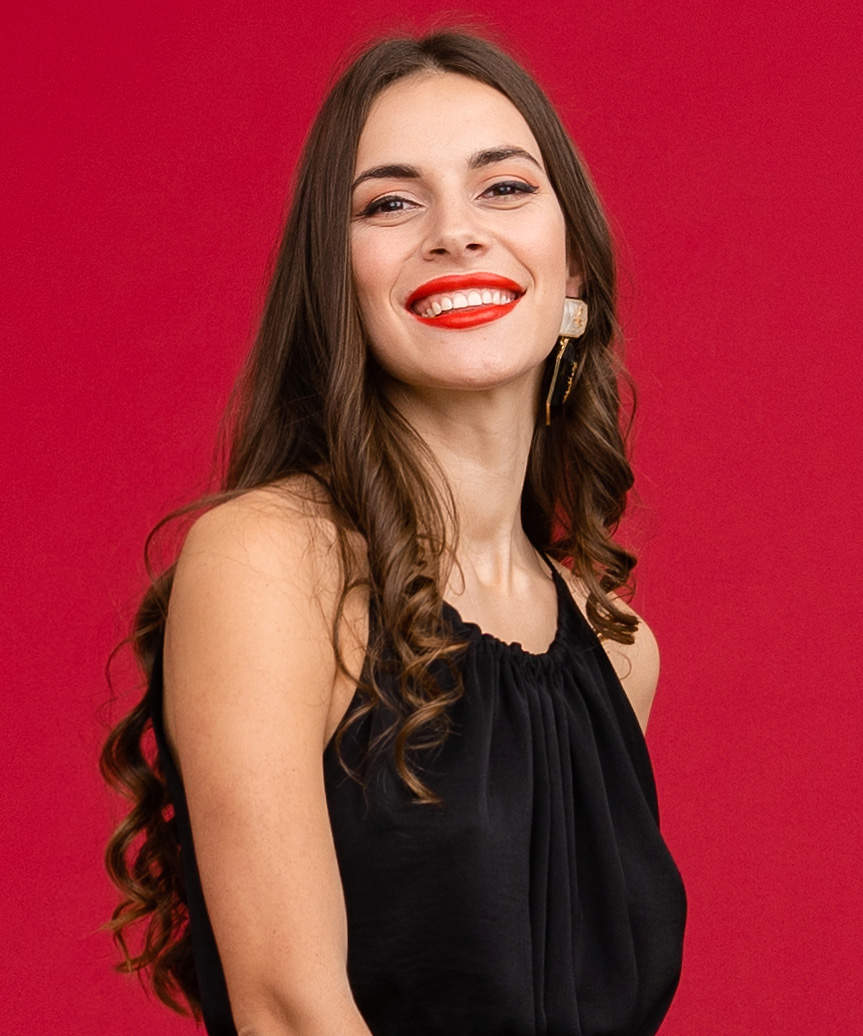 Long Hairstyle With Curled Ends - side view