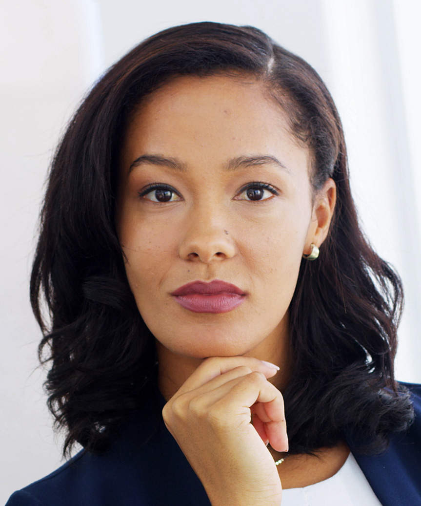 Shoulder-Length Hairstyle With Mid-To-End Curls - side view