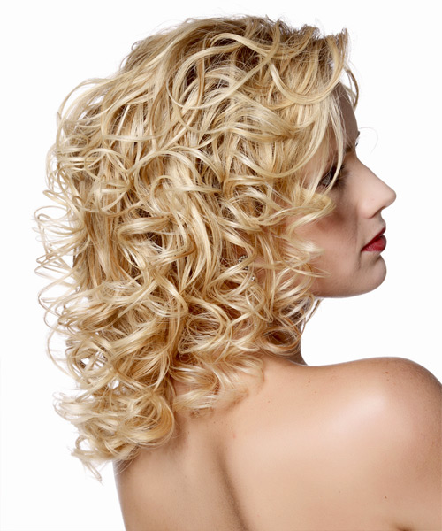 Medium Curly Blonde Hairstyle 