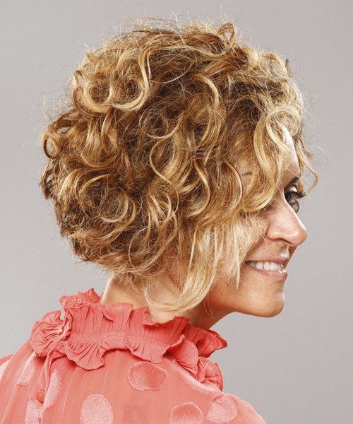  Jaw-Line Layered Hairstyle With Curls - side view