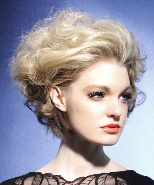 Short Wild Two Tone Waves With Maximum Volume And Height