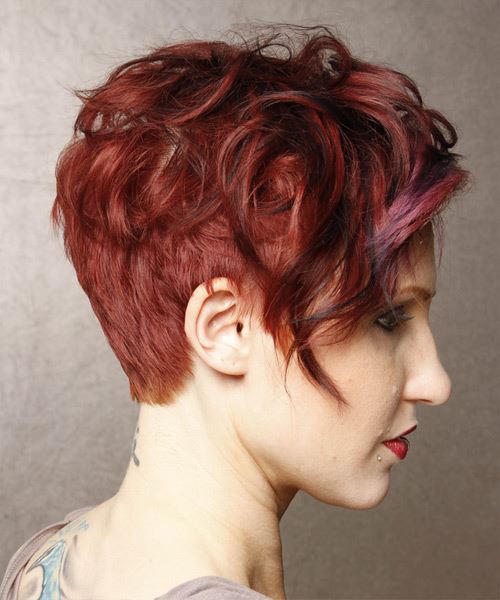 Short Laid-Back Messy Red 'Do With Long Top