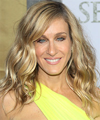 Sarah Jessica Parker Long Wavy     Hairstyle- Visual Story