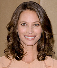 Christy Turlington Hairstyles in 2018