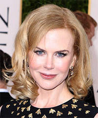 Nicole Kidman Medium Wavy Layered   Strawberry Blonde Bob  Haircut