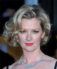 Gretchen Mol Short Curly    Ash Blonde   Hairstyle   with Light Blonde Highlights