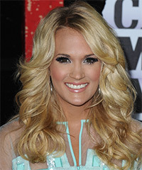 Carrie Underwood Long Wavy Golden Hairstyle