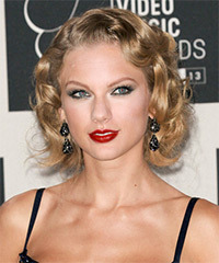 Taylor Swift Medium Wavy     Hairstyle- Visual Story