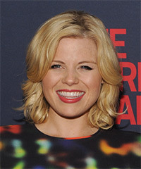 Megan Hilty Medium Wavy    Honey Blonde   Hairstyle