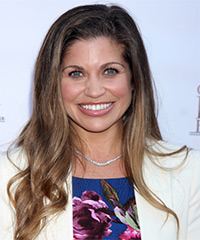 Danielle Fishel Hairstyles in 2018