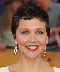 Maggie Gyllenhaal Short Straight   Mocha   Hairstyle with Side Swept Bangs - Visual Story