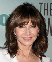 Mary Steenburgen Medium Wavy Brunette Hairstyle with Blunt Cut Bangs