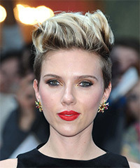 Scarlett Johansson Short Straight    Brunette   Hairstyle   with Light Blonde Highlights