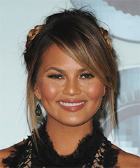Christine Teigen Hairstyles in 2018
