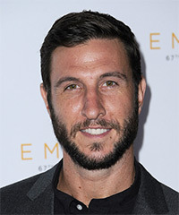 Pablo Schreiber Hairstyles in 2018