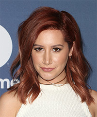 Medium Wavy    Hairstyle