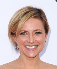 Christine Lakin Short Straight Honey Blonde Bob Haircut with Side Swept ...