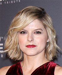 Kate Bolduan Short Wavy   Light Ash Blonde Bob  Haircut with Side Swept Bangs