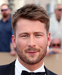 Glen Powell Short Straight Brunette Hairstyle