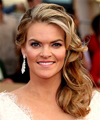 Missi Pyle Classic Long Curly    Blonde   Hairstyle