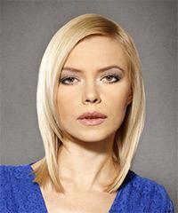 Timeless Sunny Golden Blonde Bob Haircut