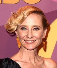 Anne Heche Hairstyles, Hair Cuts and Colors