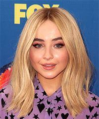Sabrina Carpenter Medium Straight    Blonde Bob  Haircut