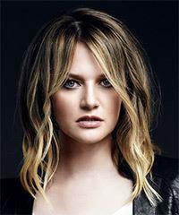 Mid-Length Ombre Bob Haircut With Gentle Curls