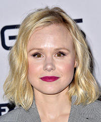 Alison Pill Medium Wavy Light Blonde Bob Haircut with Blunt Cut Bangs