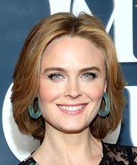 Emily Deschanel Hairstyles, Hair Cuts and Colors - Visual Story