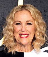 Catherine O'Hara Medium Wavy Layered   Blonde Bob  Haircut