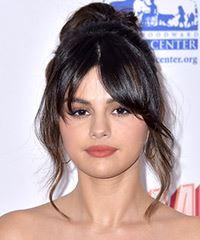 41 Selena Gomez Hairstyles, Hair Cuts and Colors - Visual Story