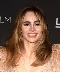 Suki Waterhouse Long Straight    Blonde   Hairstyle   with Light Blonde Highlights- Visual Story