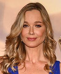 Jennifer Gareis Long Curly    Blonde   Hairstyle- Visual Story