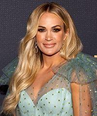 Carrie Underwood Long Blonde Waves With Side Swept Bangs And Light Blonde Highlights