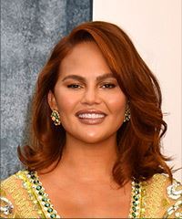 Chrissy Teigen Strawberry Blonde Shoulder-Length Hairstyle- Visual Story