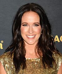 Anna Camp Long Black Casual Hairstyle With Waves- Visual Story