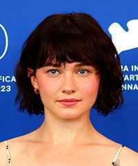 Cailee Spaeny Short Chin-Length Bob Haircut- Visual Story