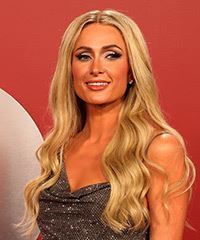 Paris Hilton Long Blonde Hairstyle With Waves- Visual Story