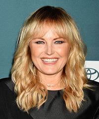 Malin Akerman Hairstyle With Classic Bangs And Natural Waves- Visual Story