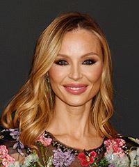 Georgina Chapman Easy-Going Hairstyle With Highlights- Visual Story