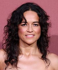 Michelle Rodriguez Hairstyle With Tight Curls- Visual Story
