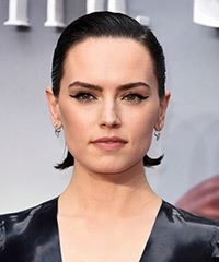 Daisy Ridley Short Sleek Hairstyle- Visual Story