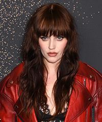 Markella Kavenagh Edgy Hairstyle With Classic Bangs- Visual Story