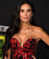 Demi Moore Long Hairstyle With Soft Curls- Visual Story