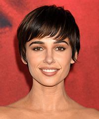 Naomi Scott sophisticated Pixie Hair Cut- Visual Story